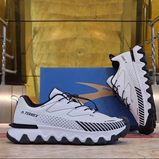 کتونی ویتنامی تریل رانینگ آدیداس ترکس Adidas terrex / کیفیت مستر ۲۰۲۵ / سایز ۴۰ الی ۴۵