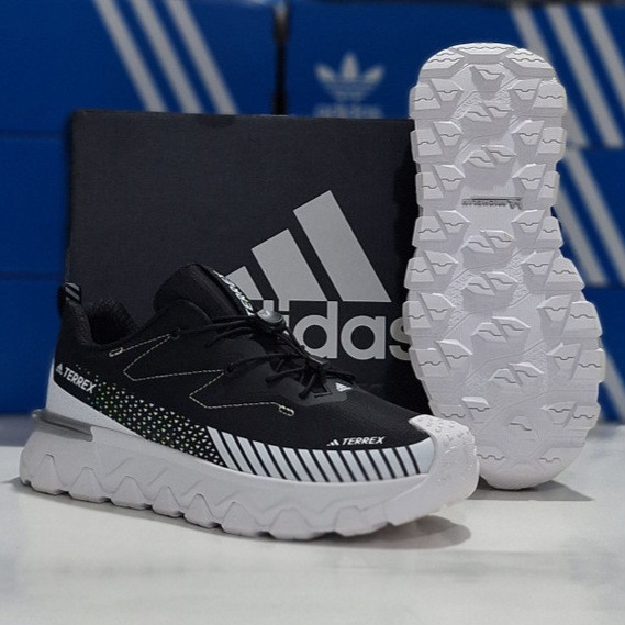 کتونی ویتنامی تریل رانینگ آدیداس ترکس Adidas terrex / کیفیت مستر ۲۰۲۵ / سایز ۴۰ الی ۴۵