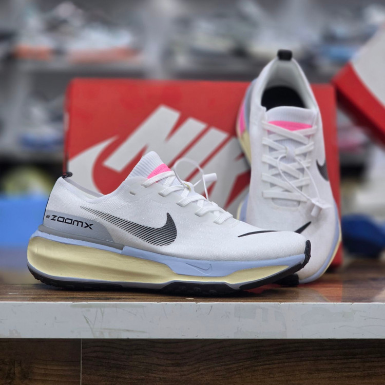 کتونی ویتنامی نایک زوم ایکس اینوینسیبل ران ۳ nike ZoomX Invincible Run 3 / رانینگ و پیاده / ضمانت کیفیت / سایز ۴۰ الا ۴۵