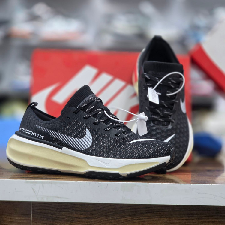 کتونی ویتنامی نایک زوم ایکس اینوینسیبل ران ۳ nike ZoomX Invincible Run 3 / رانینگ و پیاده / ضمانت کیفیت / سایز ۴۰ الا ۴۵