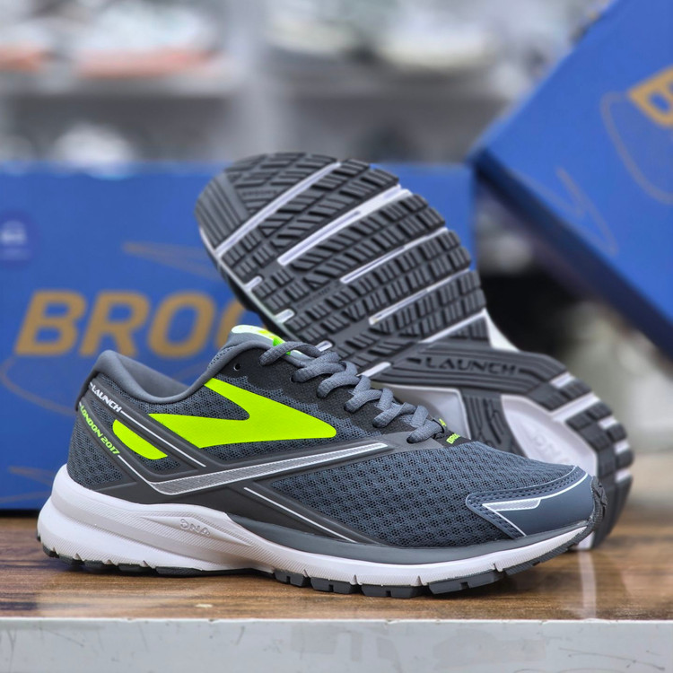 کتونی ویتنامی بروکس لانچ لندن ۲۰۱۷ Brooks launch London 2017 / ضمانت کیفیت ۲۰۲۵ / سایز ۴۰ الا ۴۵