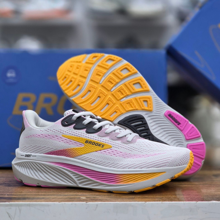 کتونی ویتنامی بروکس گاست ۱۷ Brooks ghost 17 / ضمانت کیفیت / سایز ۴۰ الا ۴۵