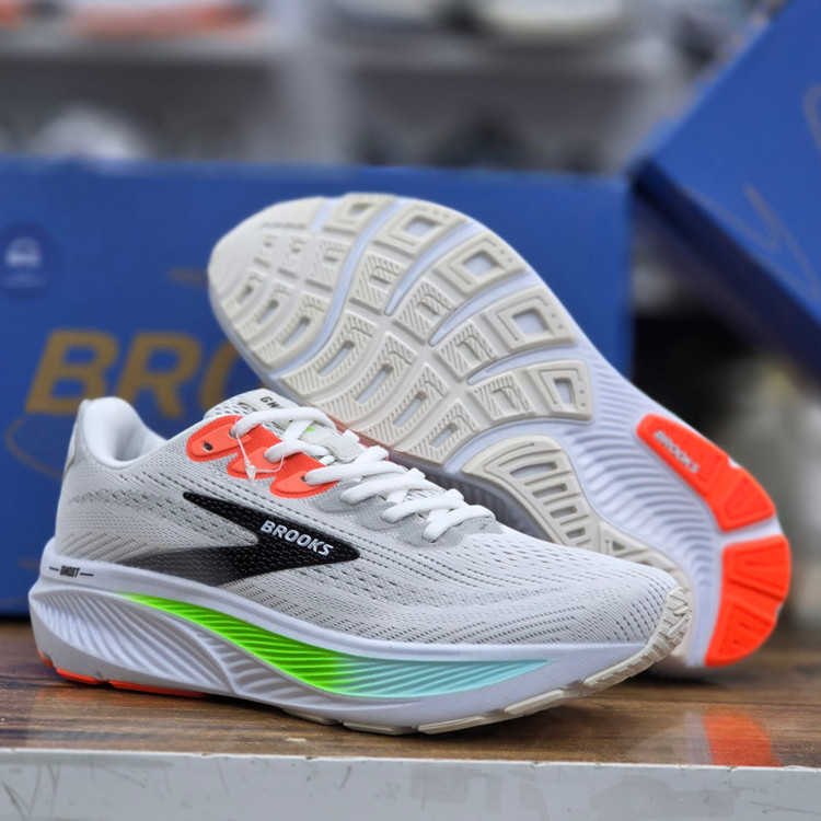 کتونی ویتنامی بروکس گاست ۱۷ Brooks ghost 17 / ضمانت کیفیت / سایز ۴۰ الا ۴۵