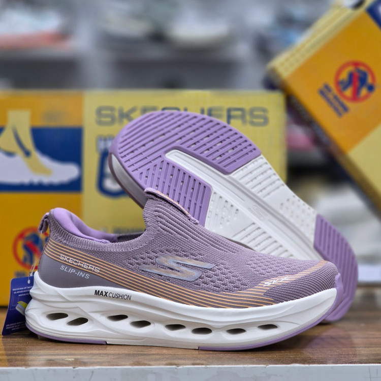 کتونی زنانه اسکیچرز گو والک Skechers Gowalk / ضمانت کیفیت و راحتی فوقالعاده / سایز ۳۷ الا ۴۰
