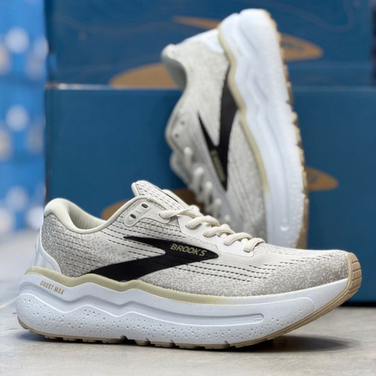 کتونی مسترکوالیتی بروکس گاست مکس ۲ Brooks ghost max 2 / ضمانت ویتنام و کیفیت / سایز ۴۰ الا ۴۵