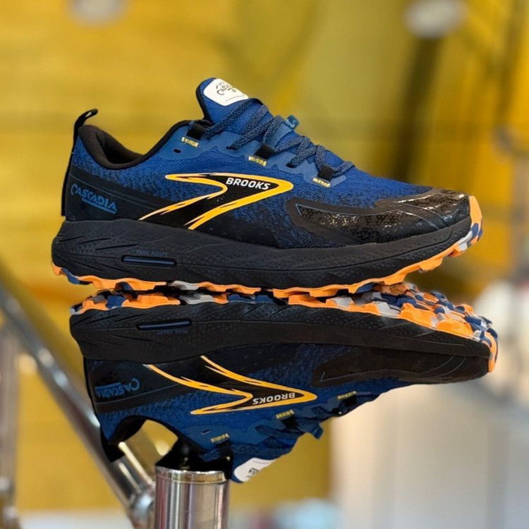 کتونی مسترکوالیتی بروکس کاسکادیا ۱۸ Brooks cascadia 18 / ضمانت ویتنام و کیفیت / سایز ۴۰ الا ۴۵