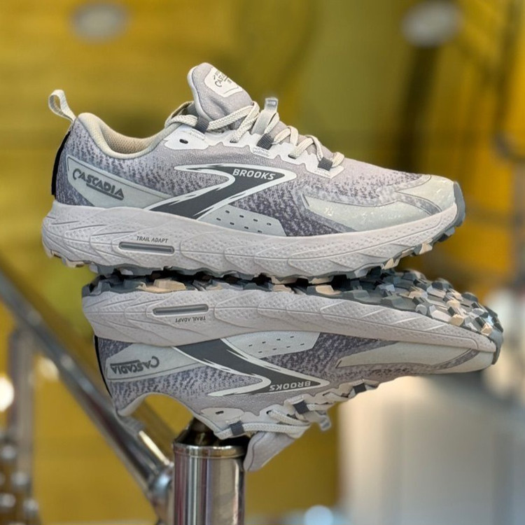 کتونی مسترکوالیتی بروکس کاسکادیا ۱۸ Brooks cascadia 18 / ضمانت ویتنام و کیفیت / سایز ۴۰ الا ۴۵