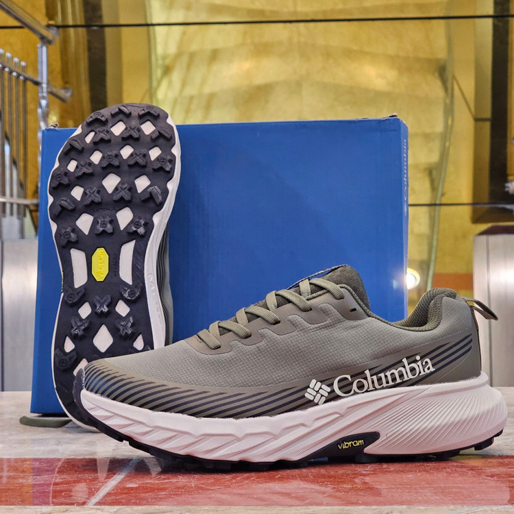 کتونی مسترکوالیتی کلمبیا گورتکس Colombia goretex / زیره ویبرام / ضمانت ویتنامی و کیفیت / سایز ۴۰ الا ۴۵