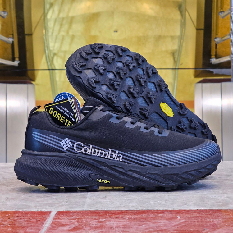 کتونی مسترکوالیتی کلمبیا گورتکس Colombia goretex / زیره ویبرام / ضمانت ویتنامی و کیفیت / سایز ۴۰ الا ۴۵