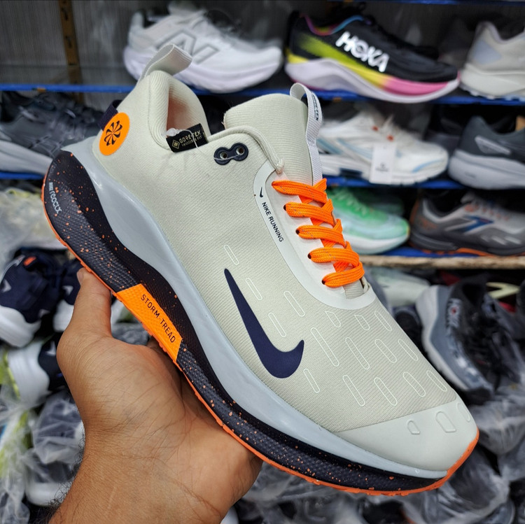 کتونی ویتنامی نایک اینفینیتی ران ۴ nike infinity run 4 / دولایه ضد آب / ضمانت کیفیت ۲۰۲۵ / سایز ۴۰ الا ۴۵