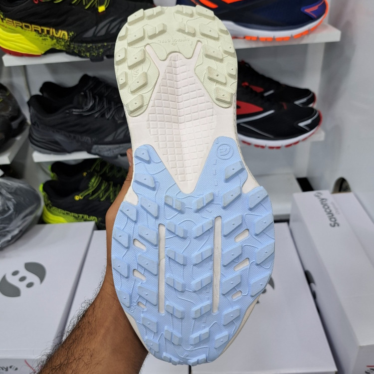 کتونی مستر کوالیتی نورث فیس آلتامسا ۵۰۰ the north face altamesa / ضمانت کیفیت کالا / سایز ۴۰ الا ۴۵