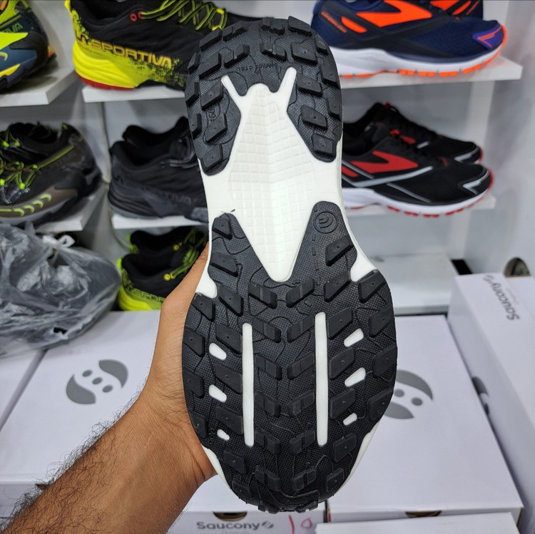 کتونی مستر کوالیتی نورث فیس آلتامسا ۵۰۰ the north face altamesa / ضمانت کیفیت کالا / سایز ۴۰ الا ۴۵