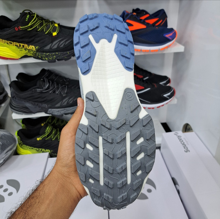 کتونی مستر کوالیتی نورث فیس آلتامسا ۵۰۰ the north face altamesa / ضمانت کیفیت کالا / سایز ۴۰ الا ۴۵