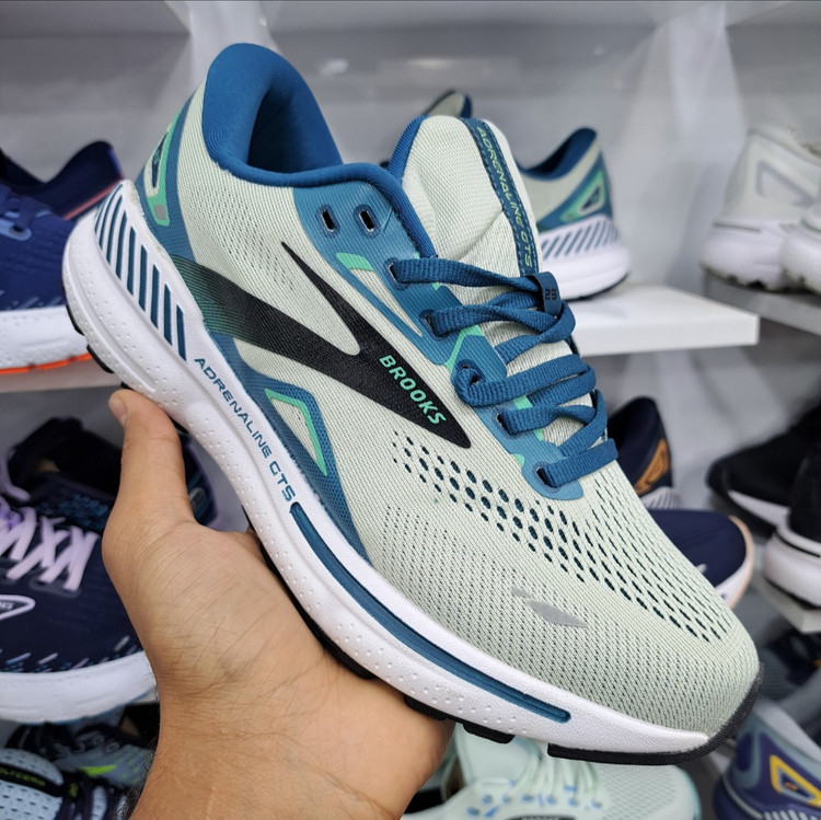 کتونی ویتنامی بروکس آدرنالین جی تی اس ۲۳ Brooks adrenaline gts 23 / رویه مقاوم و تنفس پذیر / کیفیت مستر ۲۰۲۵ / سایز ۴۰ الا ۴۵