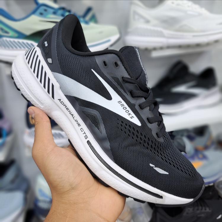 کتونی ویتنامی بروکس آدرنالین جی تی اس ۲۳ Brooks adrenaline gts 23 / رویه مقاوم و تنفس پذیر / کیفیت مستر ۲۰۲۵ / سایز ۴۰ الا ۴۵