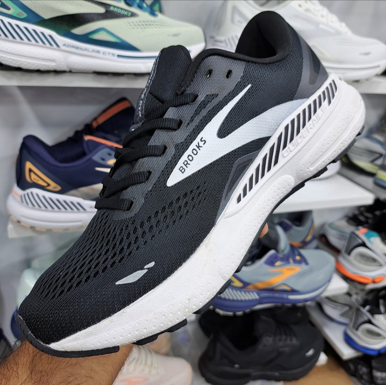 کتونی ویتنامی بروکس آدرنالین جی تی اس ۲۳ Brooks adrenaline gts 23 / رویه مقاوم و تنفس پذیر / کیفیت مستر ۲۰۲۵ / سایز ۴۰ الا ۴۵