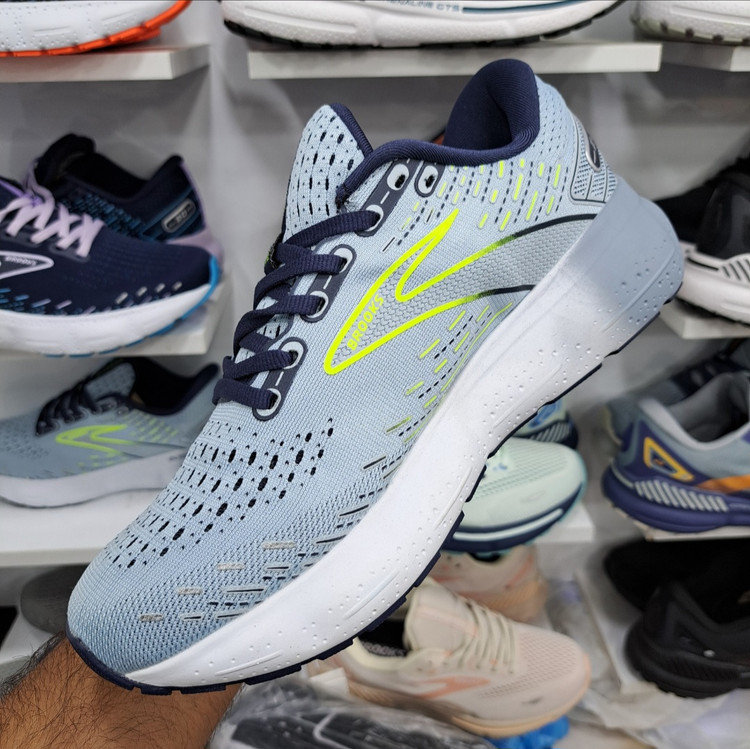کتونی مسترکوالیتی بروکس گلیسیرین ۲۰ Brooks Glycerin 20 / ضمانت کیفیت و ویتنام / سایز ۴۰ الا ۴۵