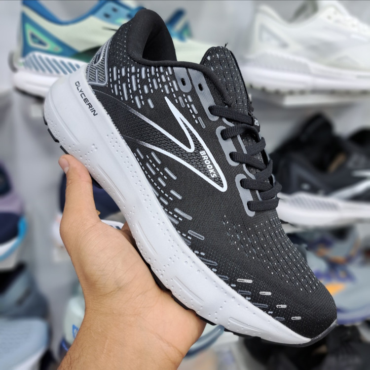 کتونی مسترکوالیتی بروکس گلیسیرین ۲۰ Brooks Glycerin 20 / ضمانت کیفیت و ویتنام / سایز ۴۰ الا ۴۵