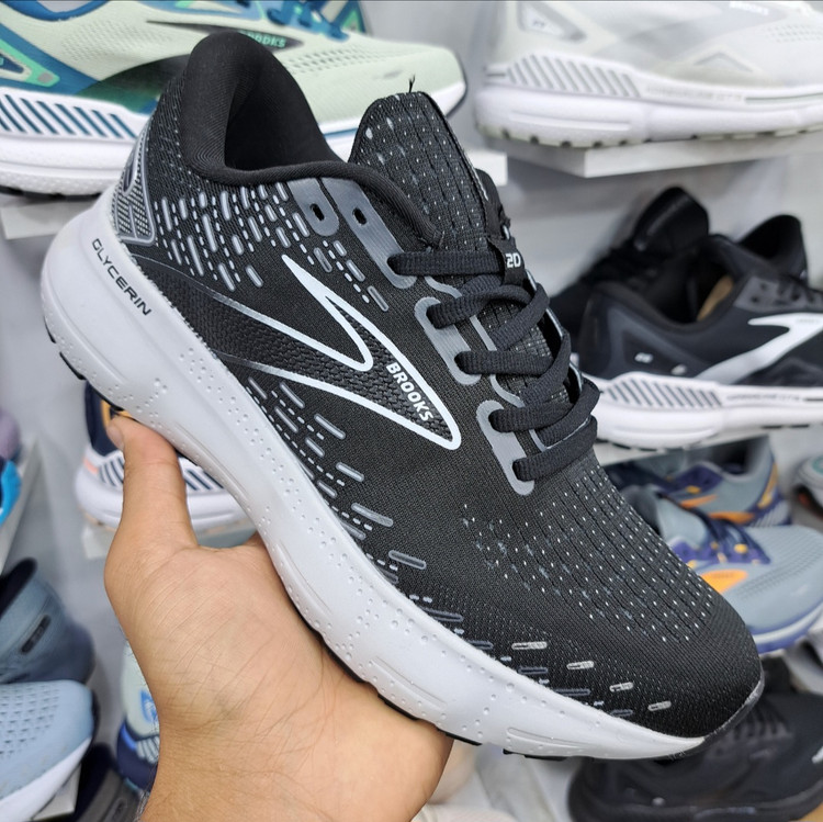 کتونی مسترکوالیتی بروکس گلیسیرین ۲۰ Brooks Glycerin 20 / ضمانت کیفیت و ویتنام / سایز ۴۰ الا ۴۵