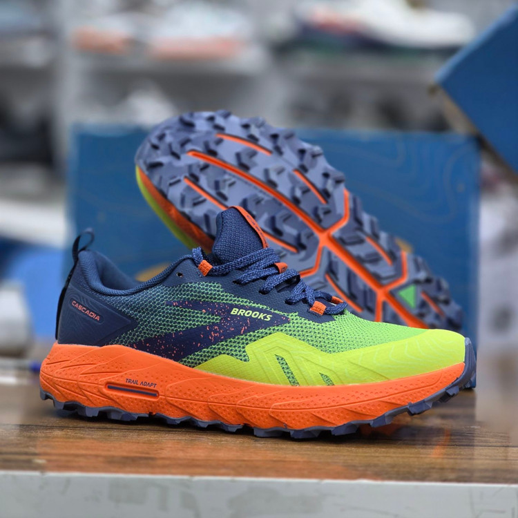 کتونی مسترکوالیتی بروکس کاسکادیا ۱۷ Brooks cascadia 17 / ضمانت ویتنام و کیفیت / سایز ۴۰ الا ۴۵