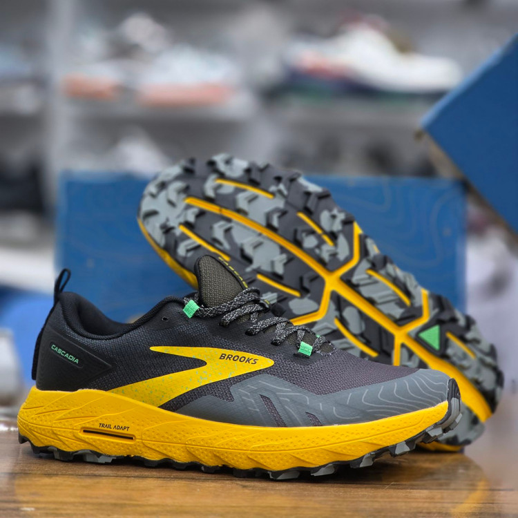 کتونی مسترکوالیتی بروکس کاسکادیا ۱۷ Brooks cascadia 17 / ضمانت ویتنام و کیفیت / سایز ۴۰ الا ۴۵