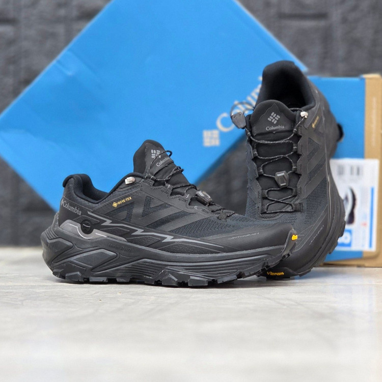 کفش طبیعت گردی مسترکوالیتی کلمبیا هایکینگ Columbia hiking / گورتکس و ضد آب / سایز ۴۰ الا ۴۵