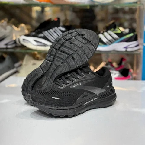 کتونی ویتنامی زنانه بروکس آدرنالین جی تی اس ۲۳ Brooks adrenaline gts 23 / رویه مقاوم و تنفس پذیر / کیفیت مستر ۲۰۲۵ / سایز ۴۰ الا ۴۵