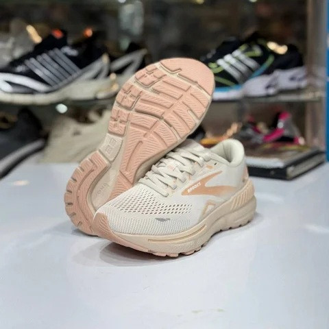 کتونی ویتنامی زنانه بروکس آدرنالین جی تی اس ۲۳ Brooks adrenaline gts 23 / رویه مقاوم و تنفس پذیر / کیفیت مستر ۲۰۲۵ / سایز ۴۰ الا ۴۵