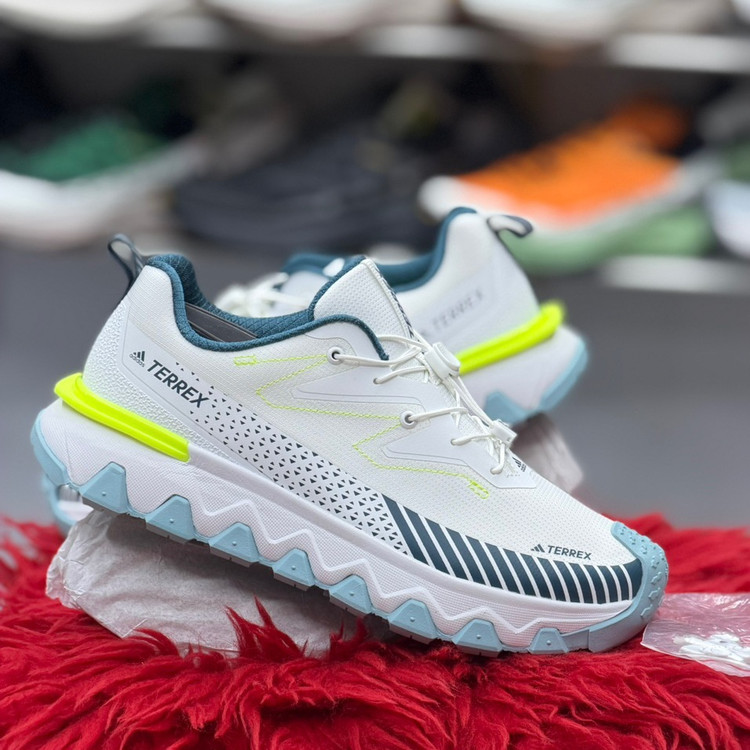 کتونی ویتنامی تریل رانینگ آدیداس ترکس Adidas terrex / کیفیت مستر ۲۰۲۵ / سایز ۴۰ الی ۴۵