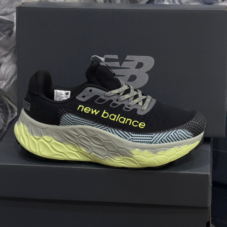 کتونی مسترکوالیتی نیوبالانس فرش فوم مور تریل وی۳ newbalance fresh foam more trail v3 / ضمانت ویتنام و کیفیت کالا / سایز ۴۰ الا ۴۵
