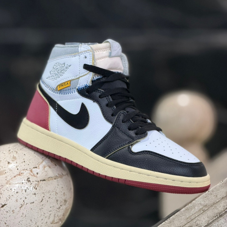 کفش مسترکوالیتی نایک ایر جردن وان Nike air Jordan 1 / ضمانت کیفیت و ویتنام / سایز ۴۰ الا ۴۵