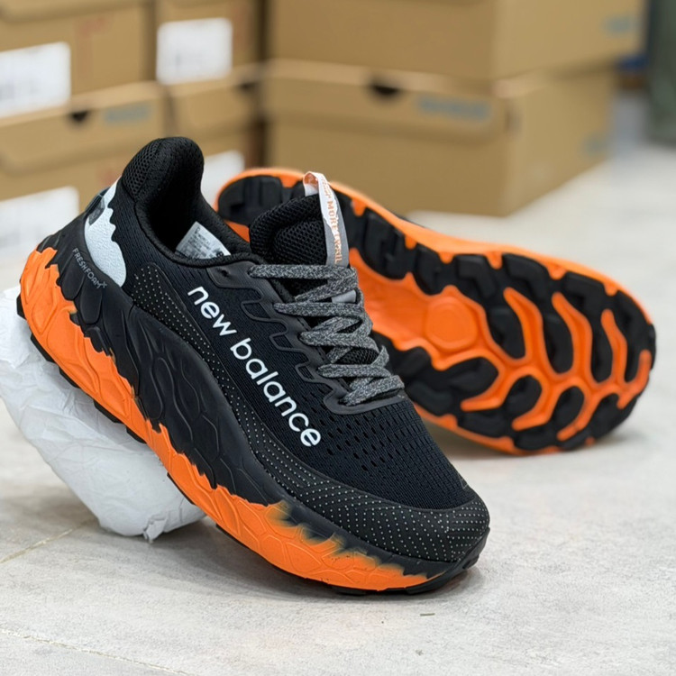 کتونی مسترکوالیتی نیوبالانس فرش فوم مور تریل وی۳ newbalance fresh foam more trail v3 / ضمانت ویتنام و کیفیت کالا / سایز ۴۰ الا ۴۵