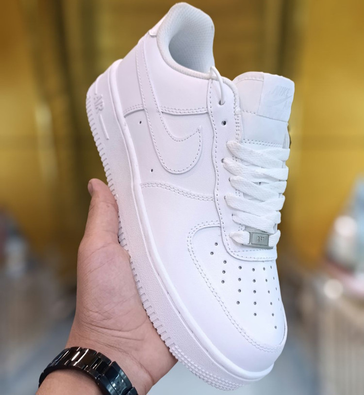 کفش مستر کوالیتی ست زنانه و مردانه نایک ایرفورس وان nike air force 1 / ضمانت کیفیت و ویتنام / سایز ۳۷ الا ۴۵
