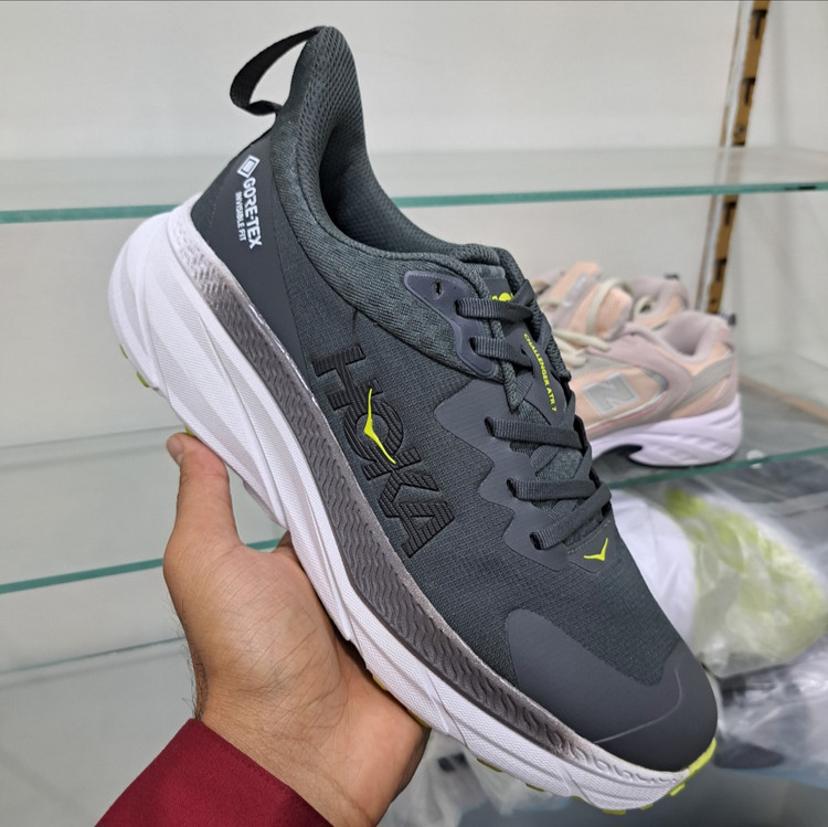 کتونی ویتنامی هوکا چلنجر ۷ hoka challenger 7 / کیفیت مستر ۲۰۲۵ / سایز ۴۰ الا ۴۵