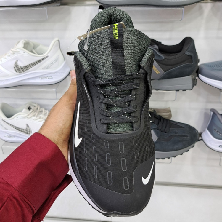 کتونی ویتنامی نایک اینفینیتی ران ۴ nike infinity run 4 / دولایه ضد آب / ضمانت کیفیت ۲۰۲۵ / سایز ۴۰ الا ۴۵