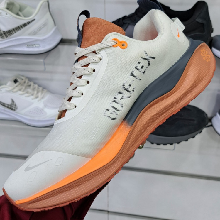 کتونی ویتنامی نایک اینفینیتی ران ۴ nike infinity run 4 / دولایه ضد آب / ضمانت کیفیت ۲۰۲۵ / سایز ۴۰ الا ۴۵