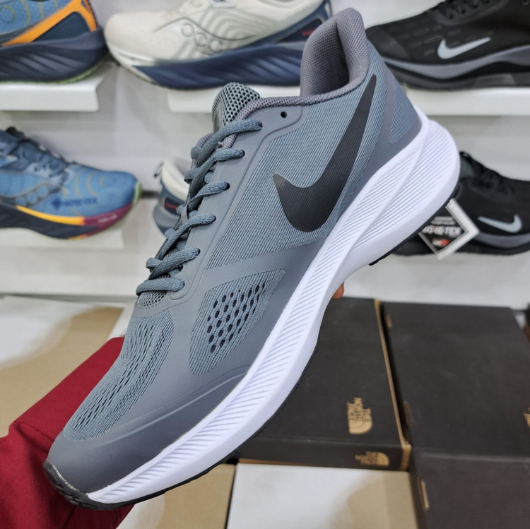 کتونی نایگ گاید ۱۰ nike guide 10 / رویه مقاوم و تنفس پذیر / کیفیت مستر ۲۰۲۵ / سایز ۴۰ الا ۴۵