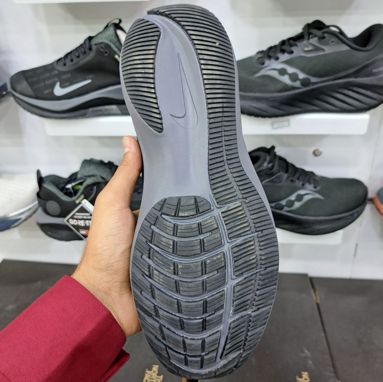 کتونی نایگ گاید ۱۰ nike guide 10 / رویه مقاوم و تنفس پذیر / کیفیت مستر ۲۰۲۵ / سایز ۴۰ الا ۴۵
