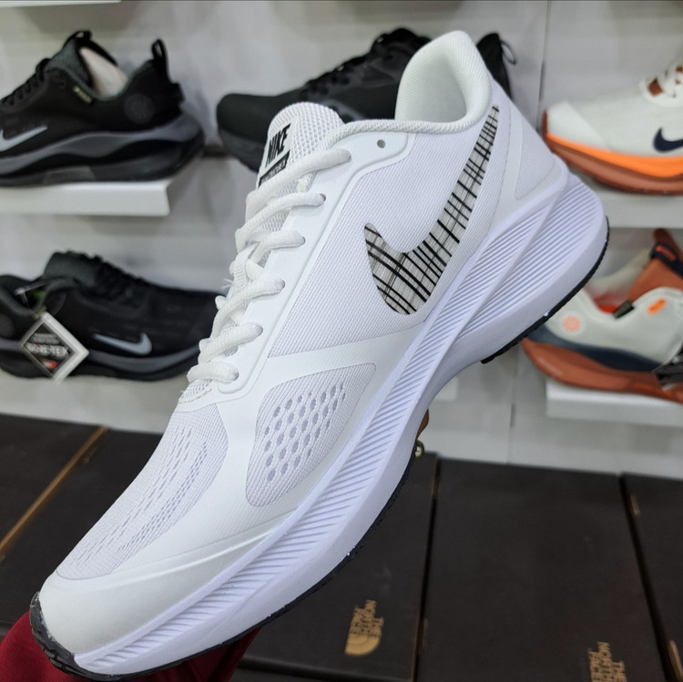 کتونی نایگ گاید ۱۰ nike guide 10 / رویه مقاوم و تنفس پذیر / کیفیت مستر ۲۰۲۵ / سایز ۴۰ الا ۴۵
