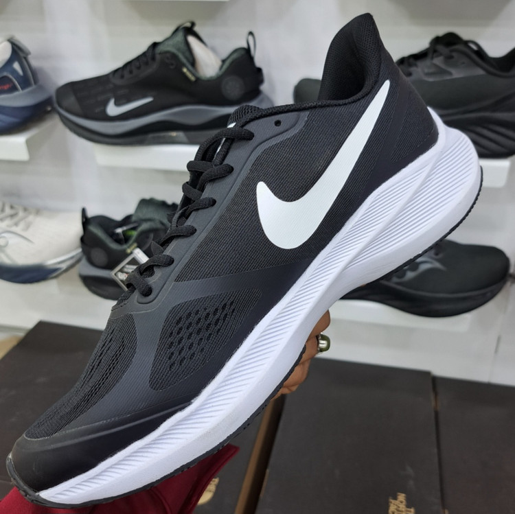 کتونی نایگ گاید ۱۰ nike guide 10 / رویه مقاوم و تنفس پذیر / کیفیت مستر ۲۰۲۵ / سایز ۴۰ الا ۴۵