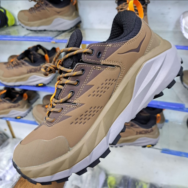 کفش هایکینگ هوکا کاها Hoka kaha Low GTX / کیفیت مستر / سایز ۴۰ الا ۴۵