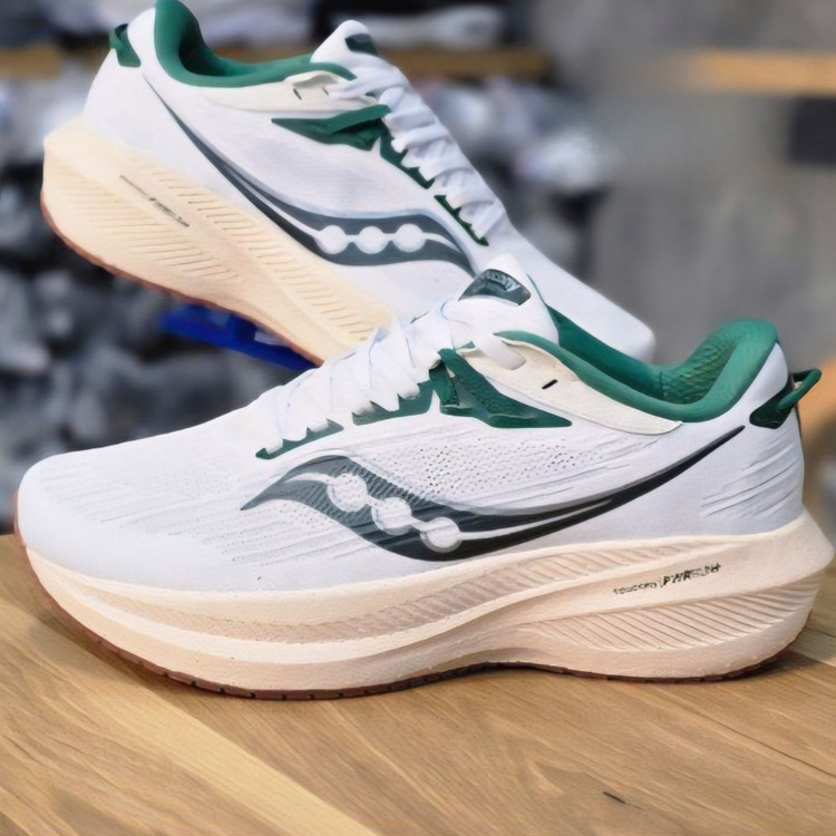 کتونی ساکونی تریومف ۲۱ Saucony triumph 21 / کیفیت مستر / سایز ۴۲ ۴۳ ۴۴ ۴۵ ۴۶