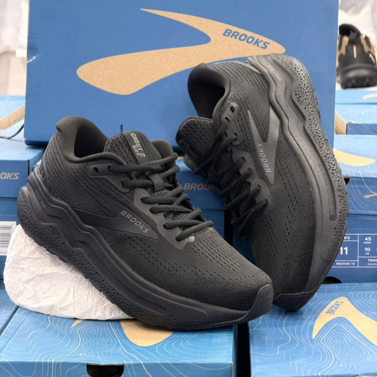 کتونی مسترکوالیتی بروکس گاست مکس ۲ Brooks ghost max 2 / ضمانت ویتنام و کیفیت / سایز ۴۰ الا ۴۵
