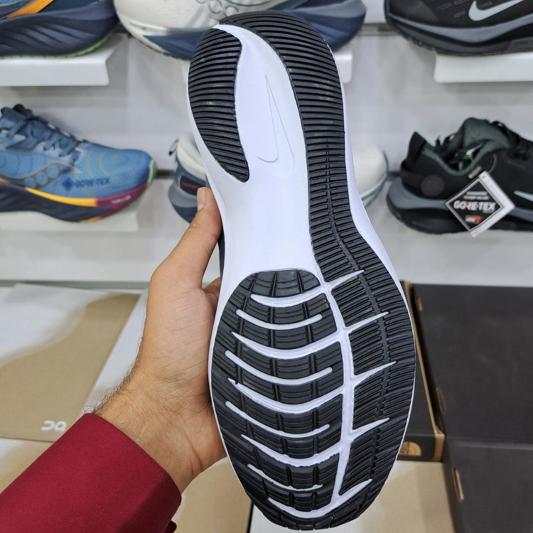 کتونی نایگ گاید ۱۰ nike guide 10 / رویه مقاوم و تنفس پذیر / کیفیت مستر ۲۰۲۵ / سایز ۴۰ الا ۴۵