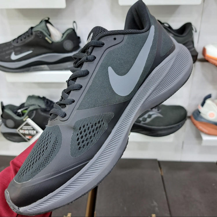 کتونی نایگ گاید ۱۰ nike guide 10 / رویه مقاوم و تنفس پذیر / کیفیت مستر ۲۰۲۵ / سایز ۴۰ الا ۴۵