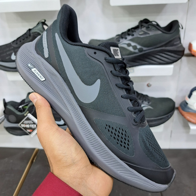 کتونی نایگ گاید ۱۰ nike guide 10 / رویه مقاوم و تنفس پذیر / کیفیت مستر ۲۰۲۵ / سایز ۴۰ الا ۴۵