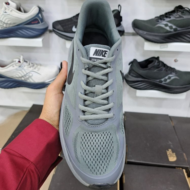 کتونی نایگ گاید ۱۰ nike guide 10 / رویه مقاوم و تنفس پذیر / کیفیت مستر ۲۰۲۵ / سایز ۴۰ الا ۴۵