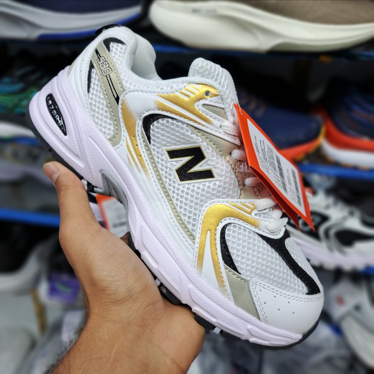 کتونی ویتنامی زنانه نیوبالانس ۵۳۰ newbalance 530 / کیفیت مستر ۲۰۲۵ / سایز ۳۸ ۳۹ ۴۰