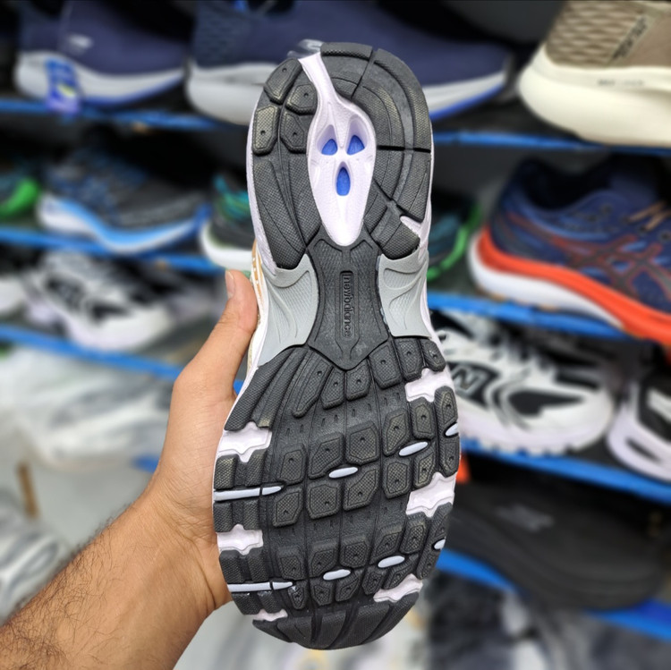کتونی ویتنامی زنانه نیوبالانس ۵۳۰ newbalance 530 / کیفیت مستر ۲۰۲۵ / سایز ۳۸ ۳۹ ۴۰