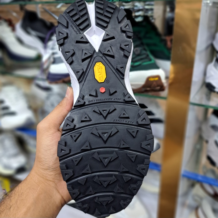 کفش مسترکوالیتی کلمبیا ضد آب بند دیسکی Columbia Goretex BOA / ضمانت کیفیت و ویتنام / سایز ۴۰ الا ۴۵